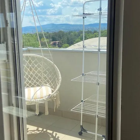 Charming, Premium Location Apartament