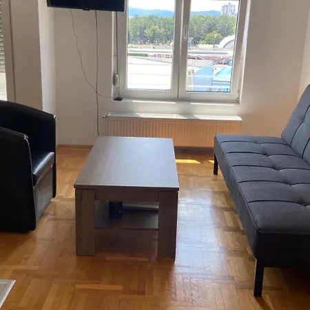 Charming, Premium Location Apartament Kragujevac