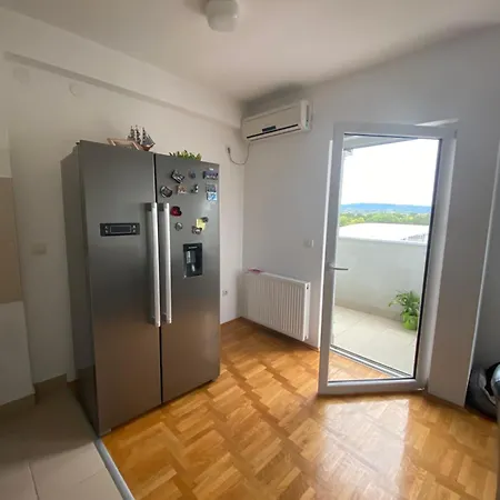 Charming, Premium Location Apartament Kragujevac