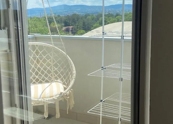 Charming, Premium Location Apartamento